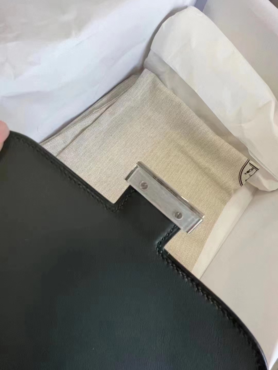 에르메스 콘스탄스24 블랙 은장 악어가죽